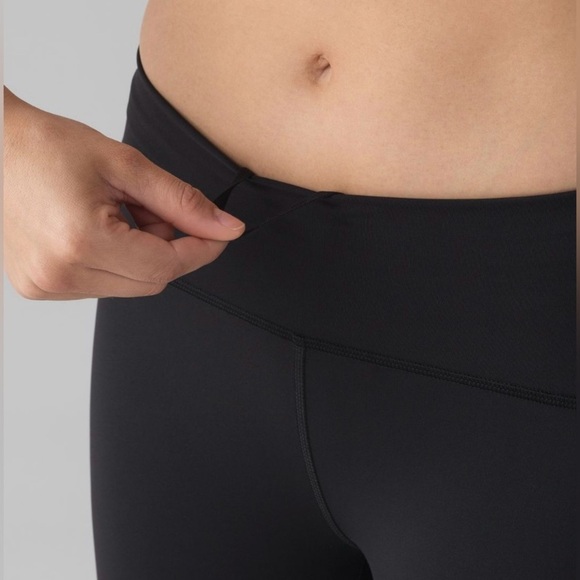 Lululemon Train Times Crop Leggingd 17”Black Sz 8 Mesh Venting Full-On® Luxtreme - Picture 6 of 9
